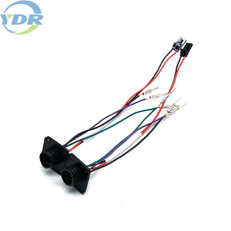 TE 206486-1 prie Molex 50579402 viela G17S0910110EU gnybto kabelis